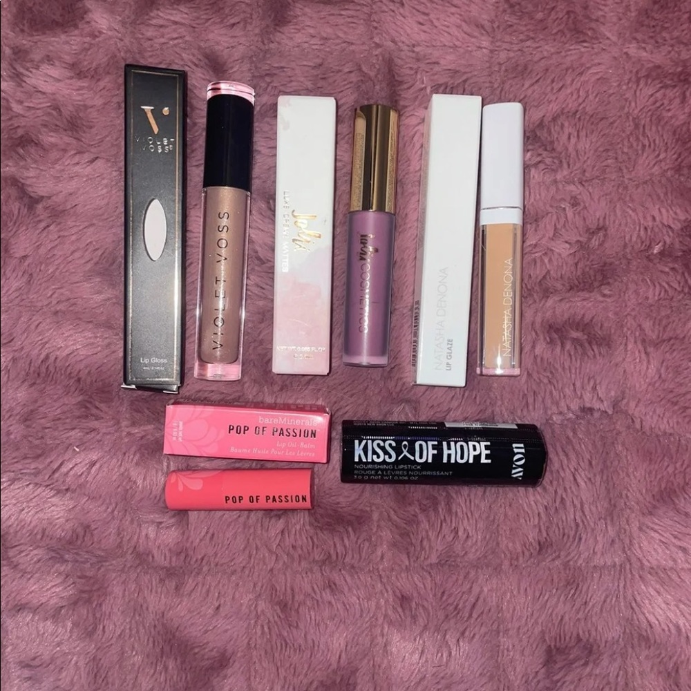 Lip lot